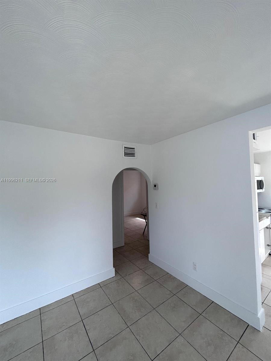 1128 Northwest 76th Street Miami, FL 33150 - Photo 18 of 25