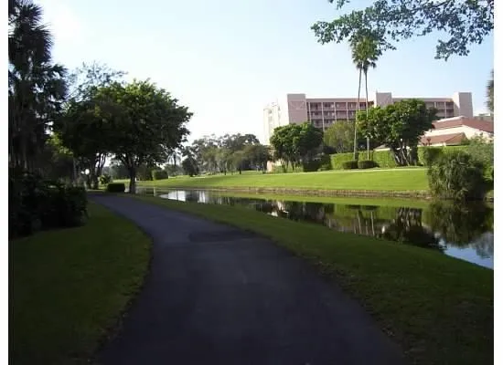 $1,895 | 14527 Bonaire Boulevard, Unit 207, Delray Beach, FL 33446