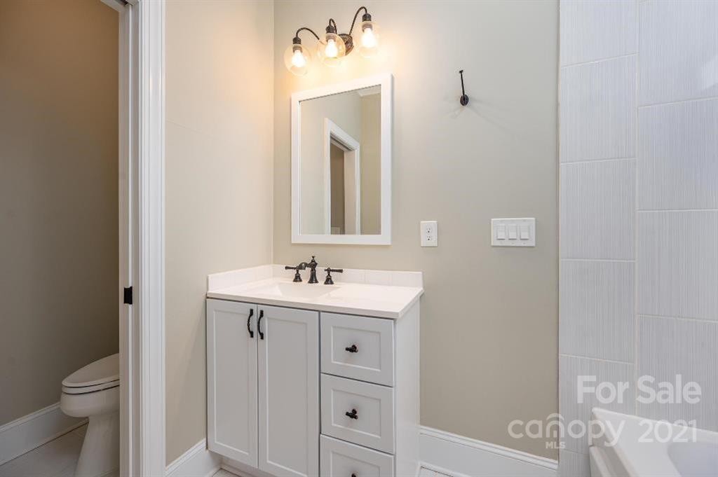 1390 Null Road Lincolnton, NC 28092 - Photo 19 of 37 Gallery Image 19