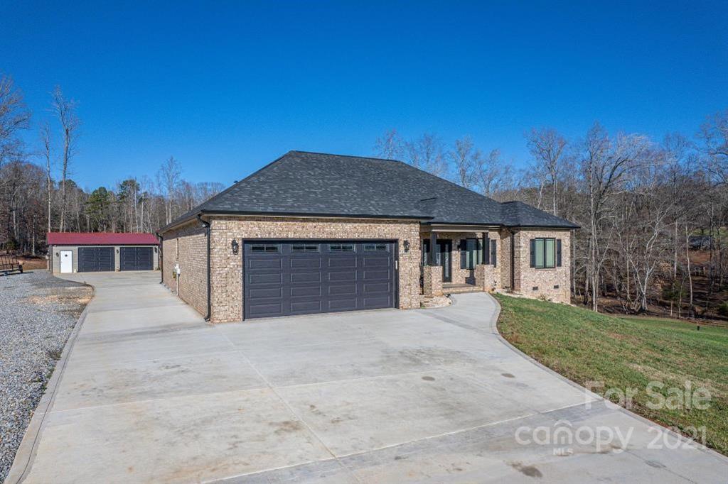 1390 Null Road Lincolnton, NC 28092 - Photo 3 of 37 Gallery Image 3