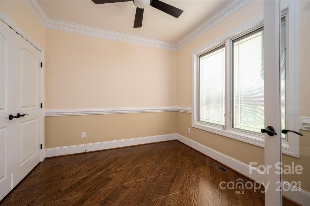 1390 Null Road Lincolnton, NC 28092 - Photo 27 of 37 Gallery Image 27