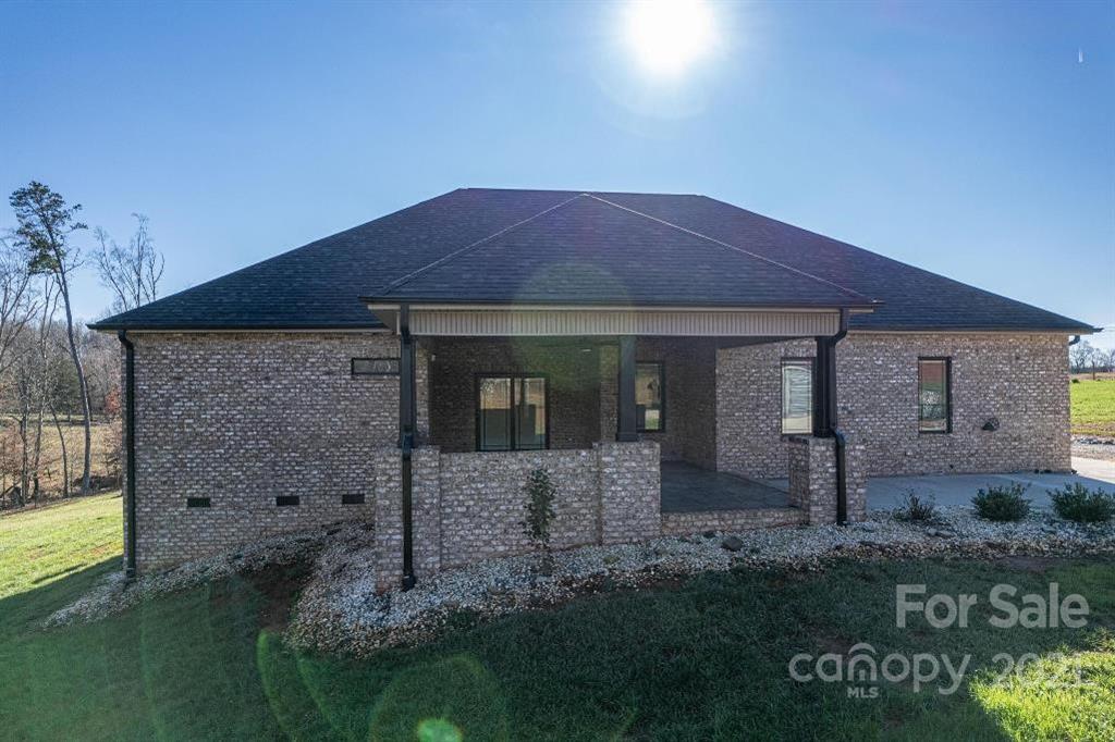 1390 Null Road Lincolnton, NC 28092 - Photo 29 of 37 Gallery Image 29