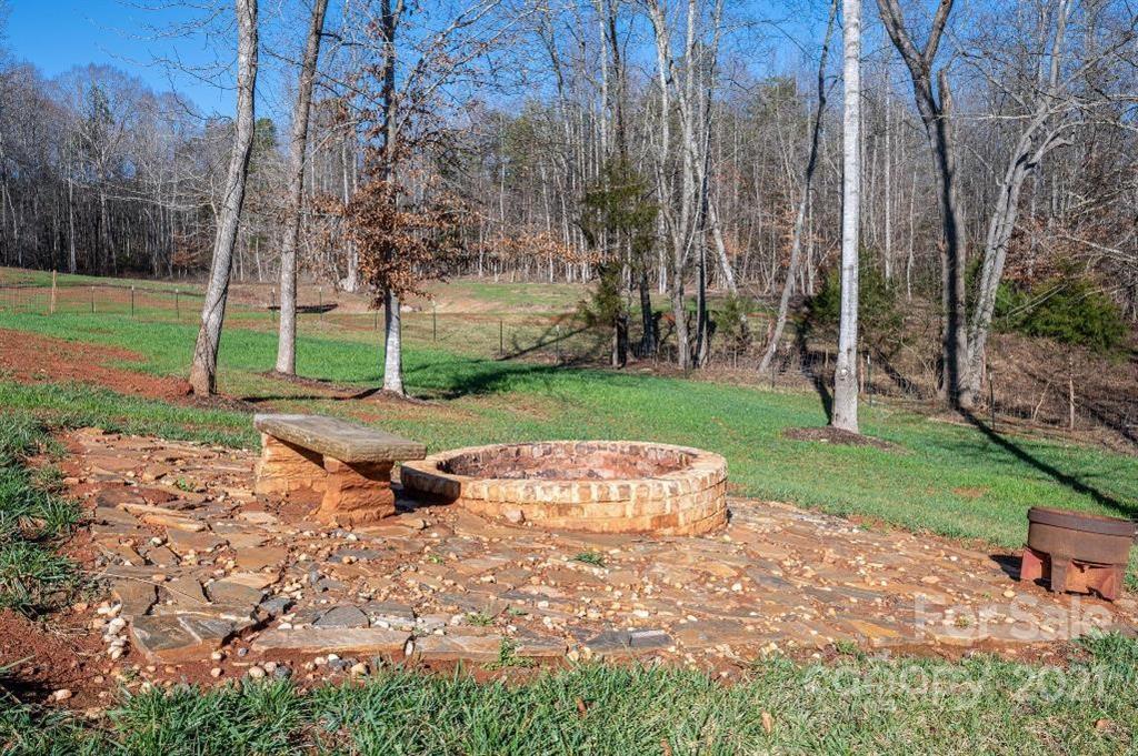 1390 Null Road Lincolnton, NC 28092 - Photo 32 of 37 Gallery Image 32