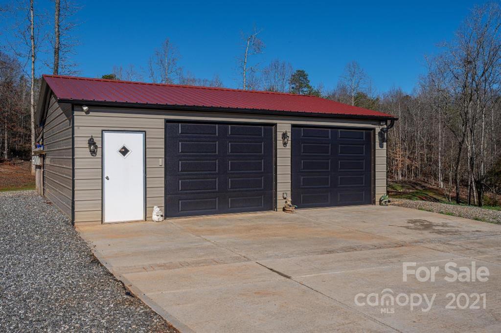 1390 Null Road Lincolnton, NC 28092 - Photo 36 of 37 Gallery Image 36