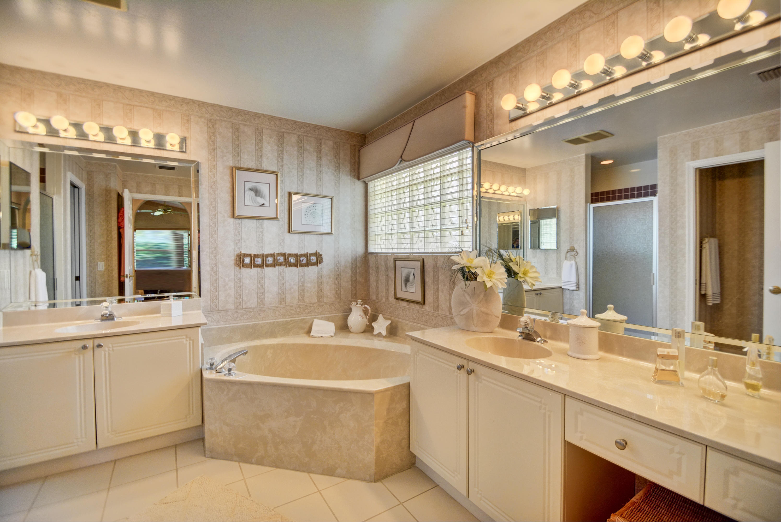 22837 Royal Crown Terrace Boca Raton, FL 33433 - Photo 17 of 45 DSC_8051_2_3_4_5