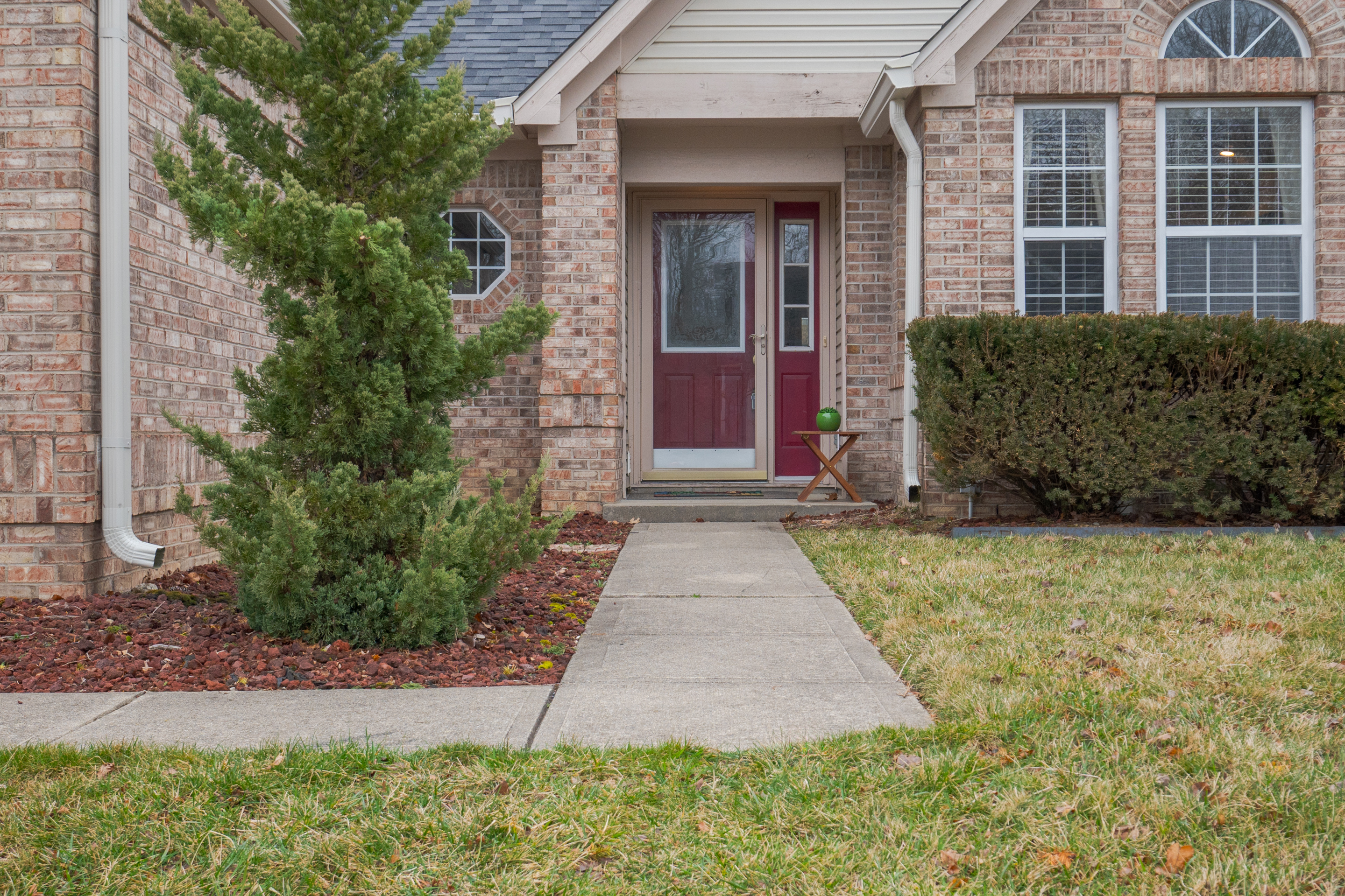 5635 Rundle Court Indianapolis, IN 46220 - Photo 4 of 32 Gallery Image 4