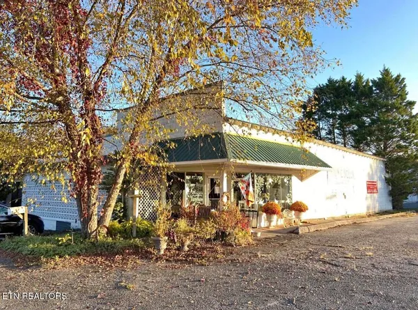 $450,000 | 6710 Morganton Road, Greenback, TN 37742