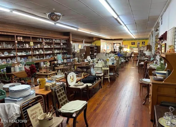 $450,000 | 6710 Morganton Road, Greenback, TN 37742