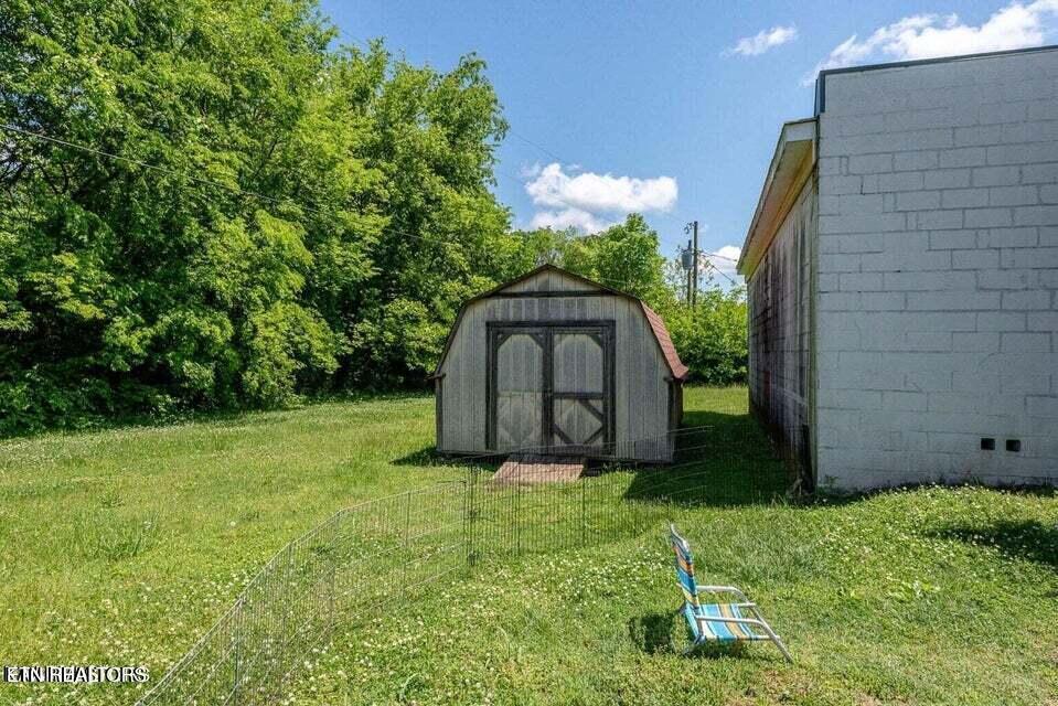 6710 Morganton Road Greenback, TN 37742 - Photo 20 of 20 Storage Shed