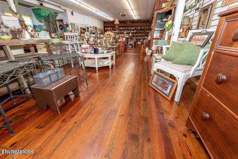 6710 Morganton Road Greenback, TN 37742 - Photo 8 of 20 Antique Store