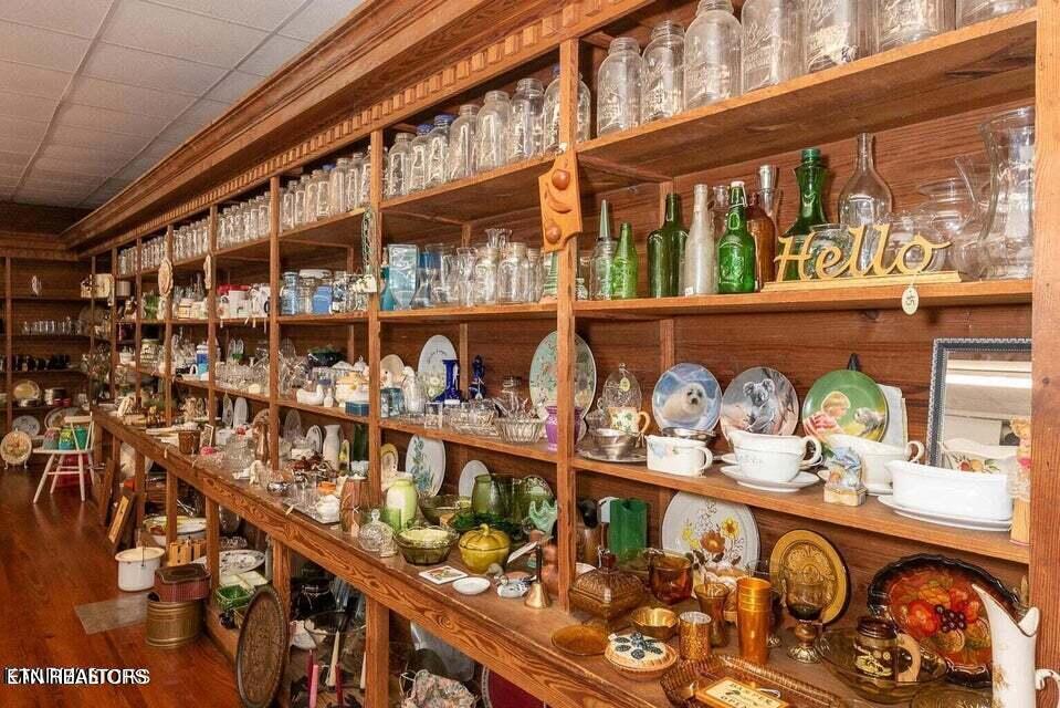 6710 Morganton Road Greenback, TN 37742 - Photo 10 of 20 Antique Store
