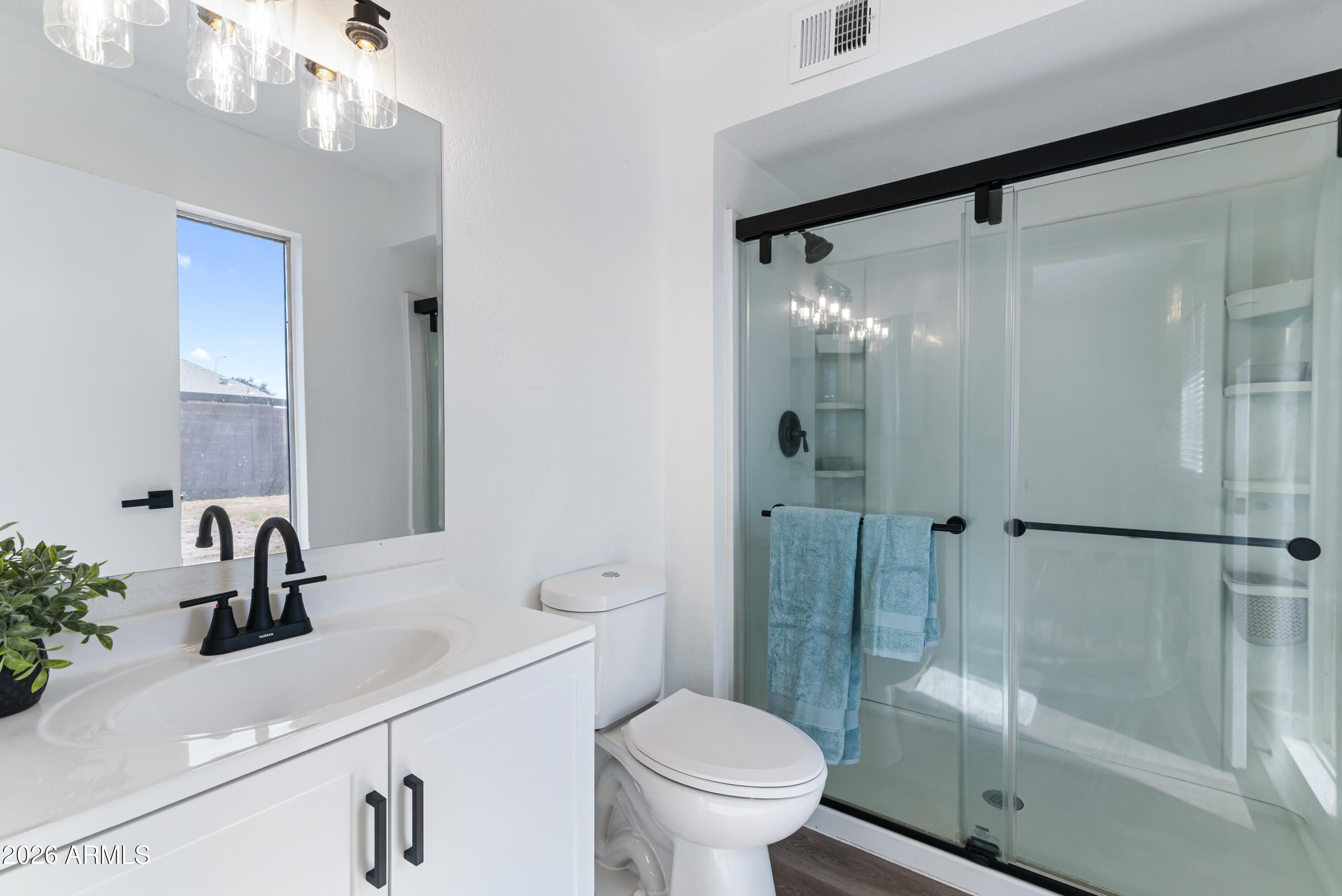 525 West El Prado Road Chandler, AZ 85225 - Photo 25 of 48 Primary Bath