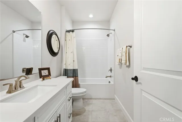 $1,779,000 | 8273 Clear Sky Way, West Hills, CA 91304