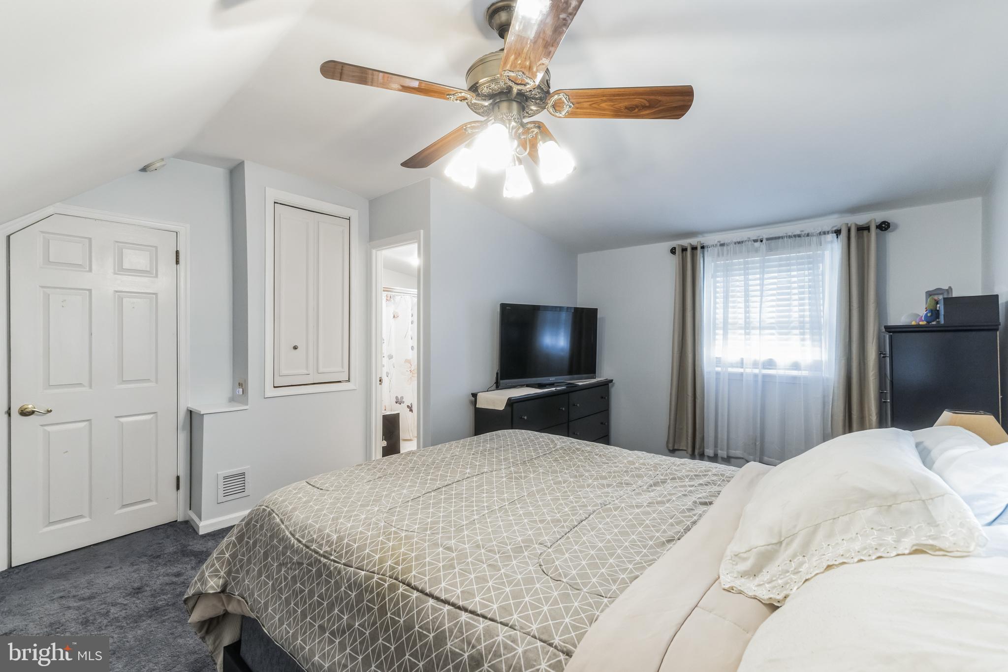 19 James Road Hatboro, PA 19040 - Photo 21 of 31 Bedroom 3