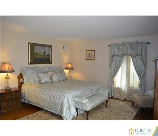160 Friendship Road Cranbury, NJ 08512 - Photo 13 of 25 Gallery Image 13