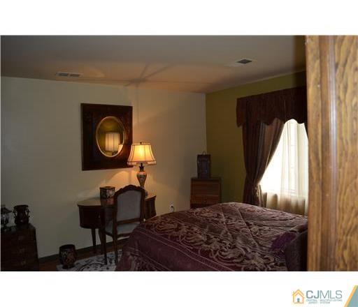 160 Friendship Road Cranbury, NJ 08512 - Photo 14 of 25 Gallery Image 14