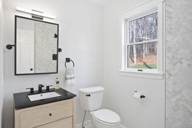 $1,199,000 | 41 Deer Hill Road, Redding, CT 06896