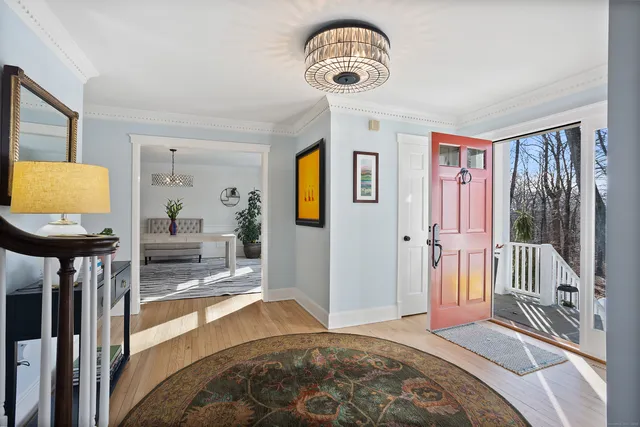 $1,199,000 | 41 Deer Hill Road, Redding, CT 06896