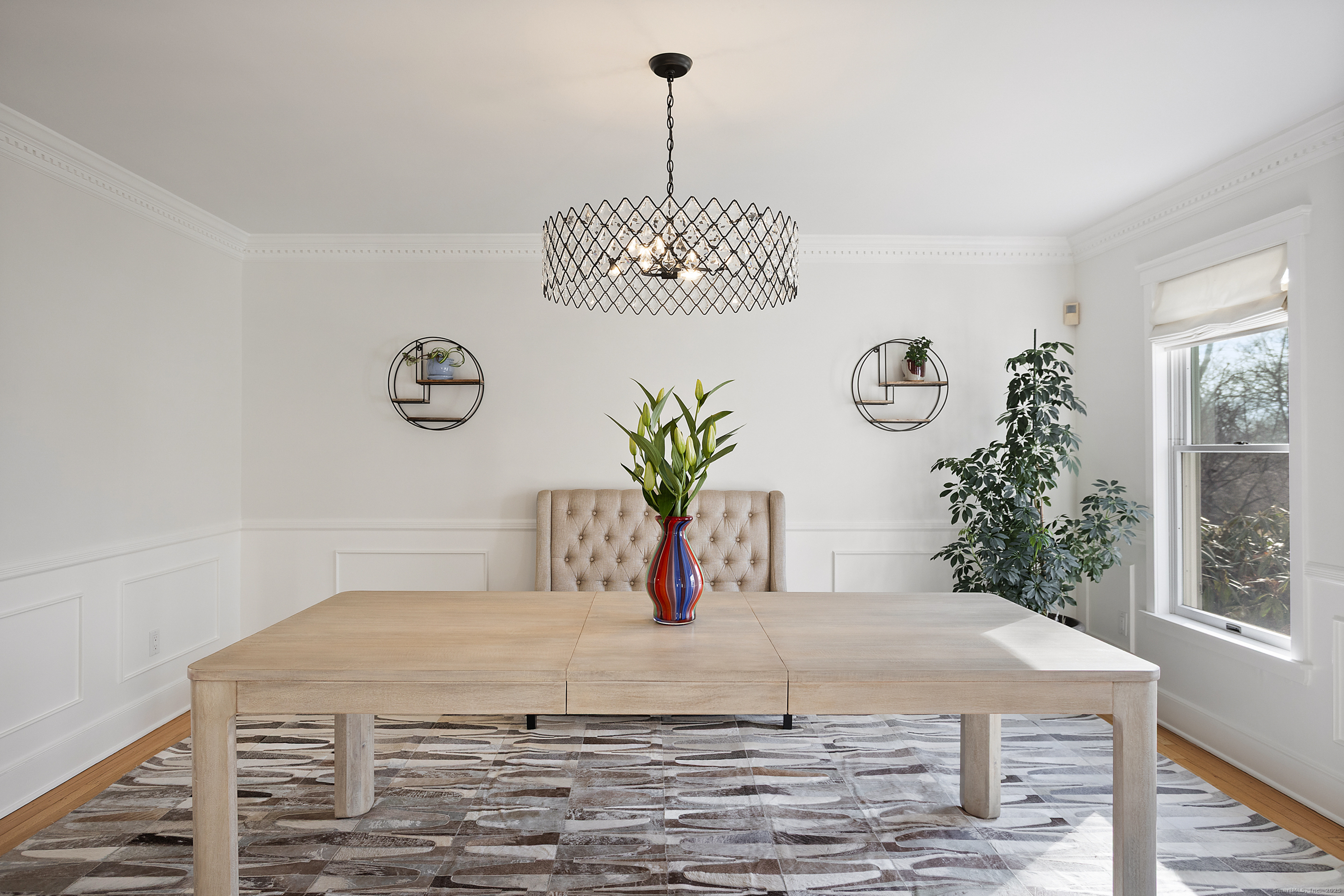 41 Deer Hill Road Redding, CT 06896 - Photo 6 of 31 a bedroom with a bed and a window