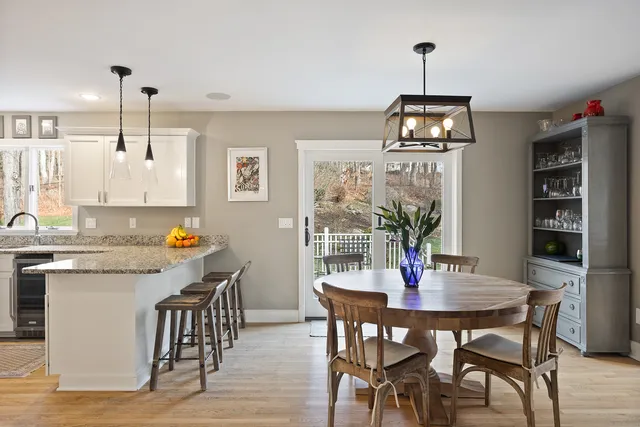 $1,199,000 | 41 Deer Hill Road, Redding, CT 06896