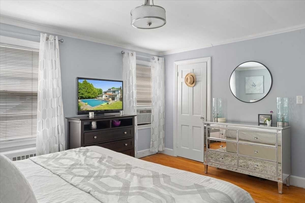 4 Van Street Worcester, MA 01602 - Photo 21 of 40