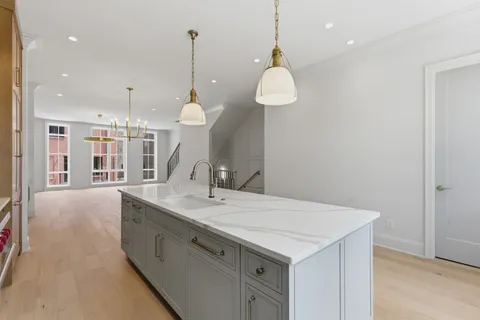 $1,649,900 | 408 B Hume Street, Nashville, TN 37208