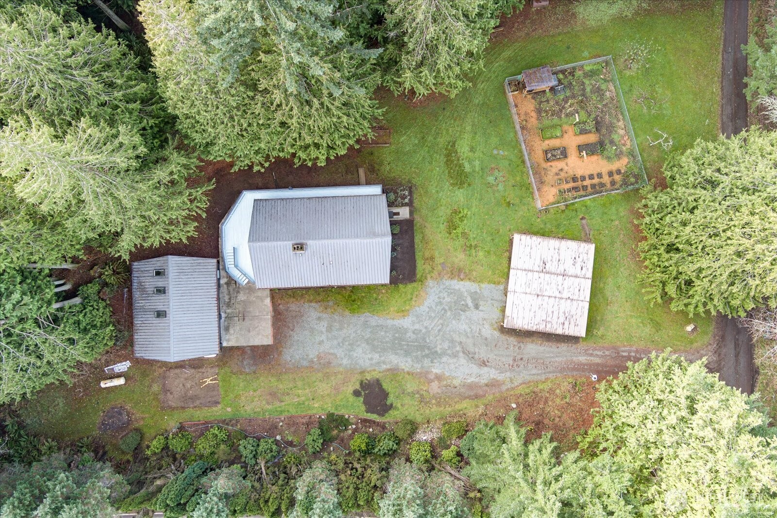 4282 Witter Road Langley, WA 98260 - Photo 35 of 40