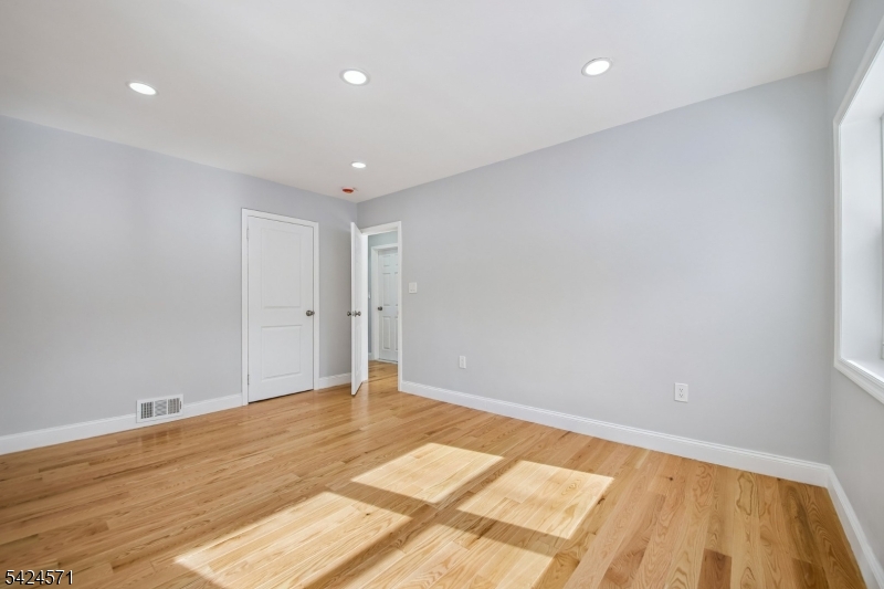 20 Edgar Street Summit, NJ 07901 - Photo 28 of 37