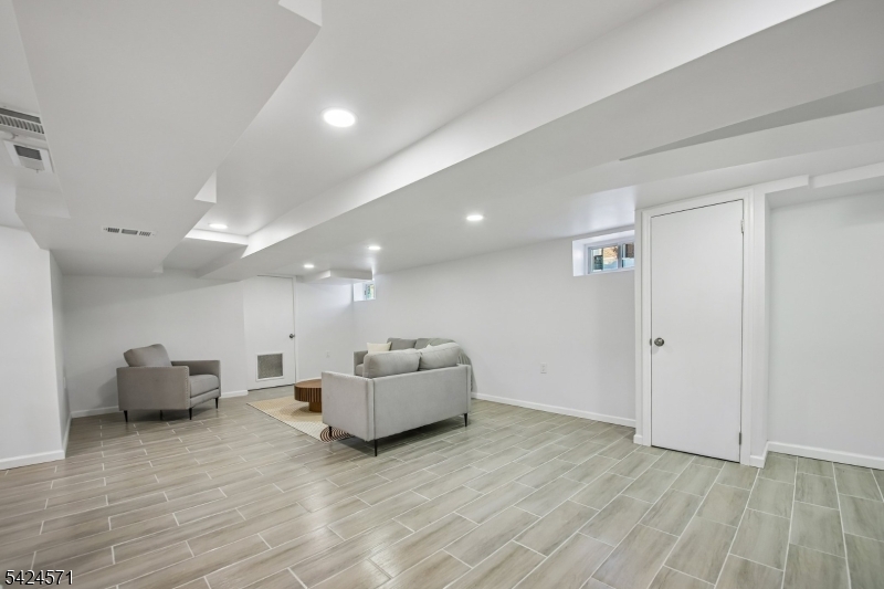 20 Edgar Street Summit, NJ 07901 - Photo 29 of 37