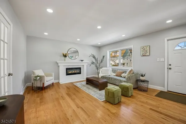 $1,150,000 | 20 Edgar Street, Summit, NJ 07901