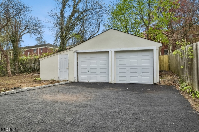 20 Edgar Street Summit, NJ 07901 - Photo 36 of 37