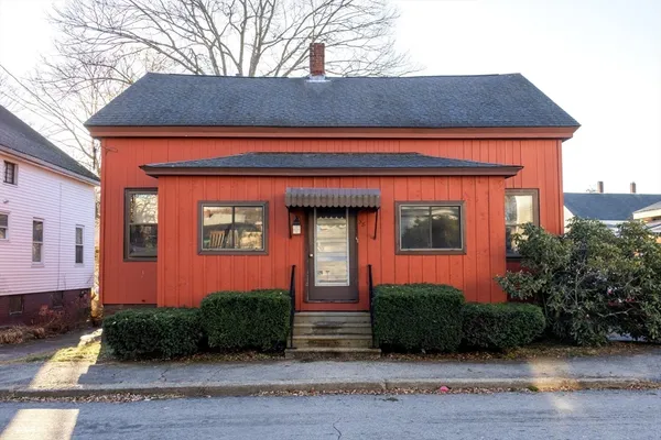 $280,000 | 38 Park Street, Webster, MA 01570