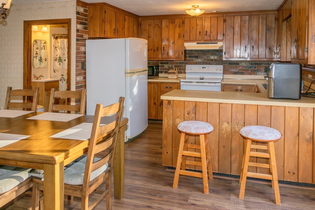 38 Park Street Webster, MA 01570 - Photo 17 of 37