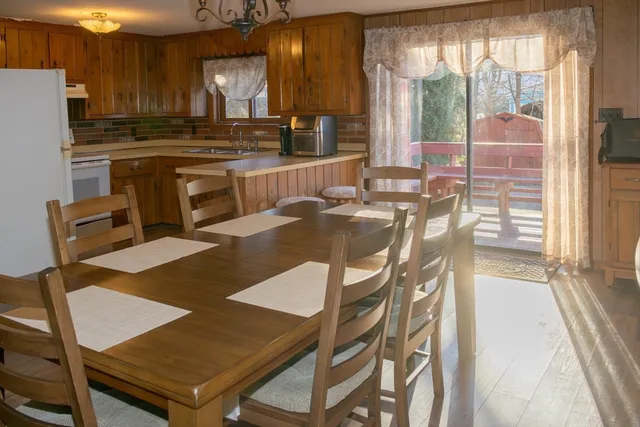 $299,000 | 38 Park Street, Webster, MA 01570