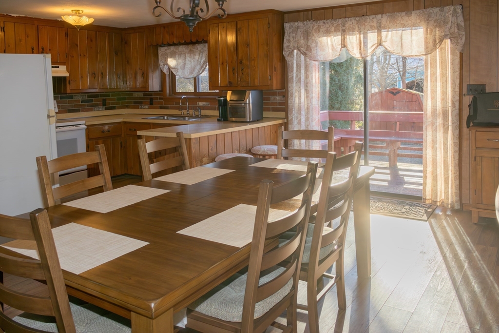 38 Park Street Webster, MA 01570 - Photo 19 of 37