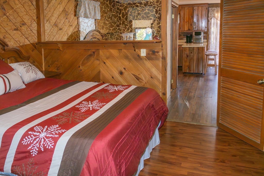 38 Park Street Webster, MA 01570 - Photo 27 of 37