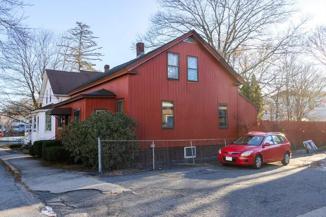 $299,000 | 38 Park Street, Webster, MA 01570