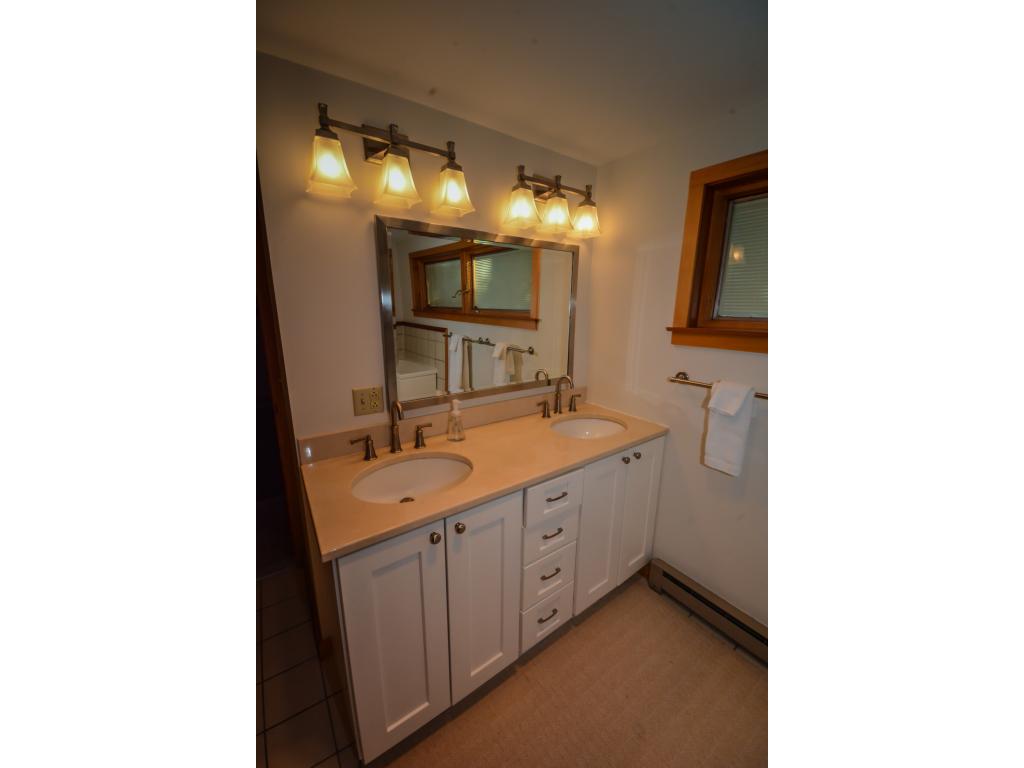 12 Slopeside Road, Unit 9 West Dover, VT 05356 - Photo 9 of 18 Gallery Image 9