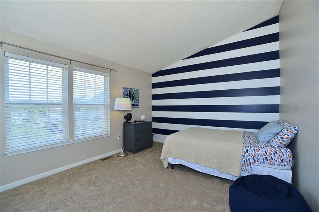 2011 Village Run Road Wexford, PA 15090 - Photo 16 of 19 Bedroom