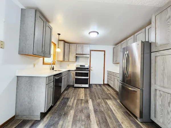 $289,900 | 10197 Mizzen Lane, Pleasant Lake, MI 49272