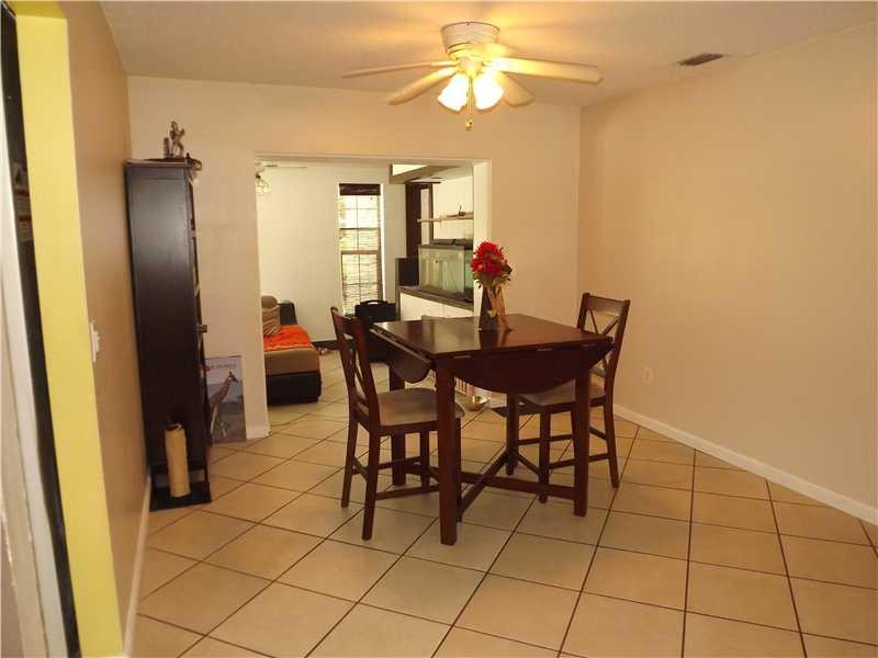 10595 Ermine Avenue Boca Raton, FL 33428 - Photo 3 of 12 Dining Room