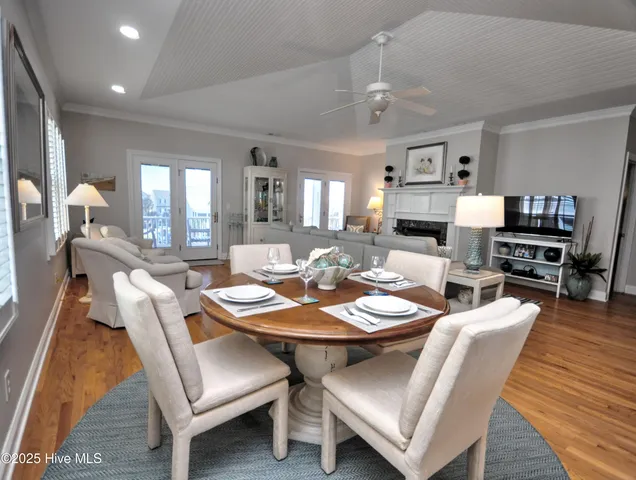 $1,390,000 | 44 Cumberland Street, Ocean Isle Beach, NC 28469