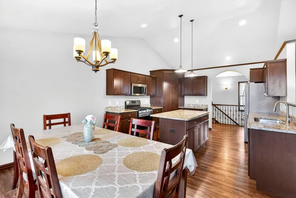 $549,900 | 3309 East Aquamarine Avenue, Appleton, WI 54913