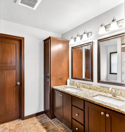 $549,900 | 3309 East Aquamarine Avenue, Appleton, WI 54913