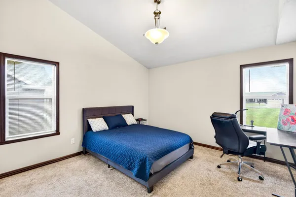 $549,900 | 3309 East Aquamarine Avenue, Appleton, WI 54913