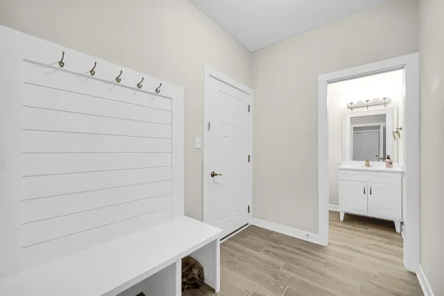 $3,800 | 2111 Easton Park Drive, Chesterton, IN 46304