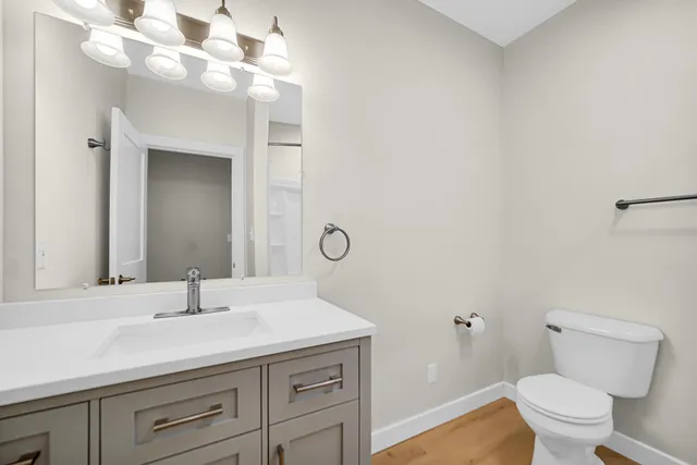 $3,800 | 2111 Easton Park Drive, Chesterton, IN 46304