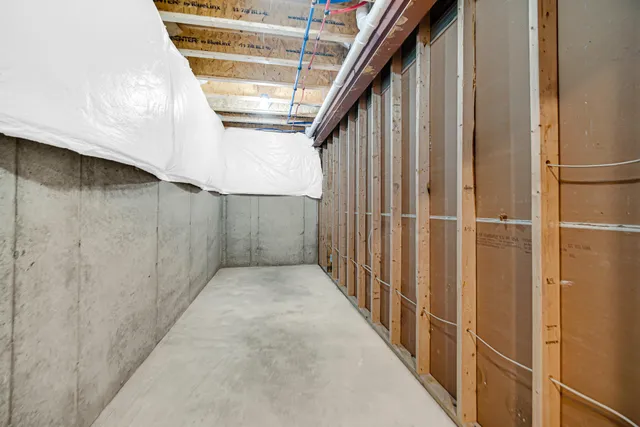 $3,800 | 2111 Easton Park Drive, Chesterton, IN 46304