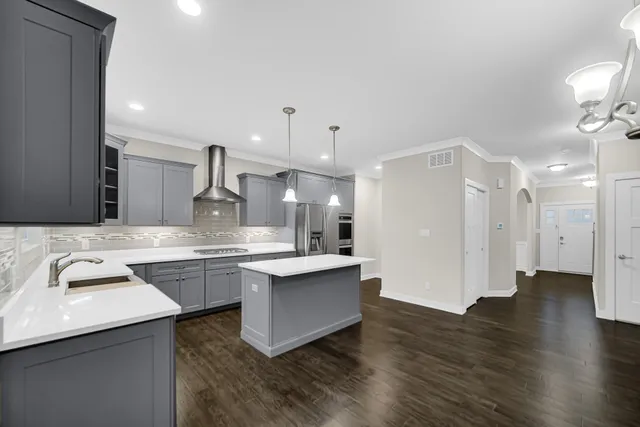 $3,800 | 2111 Easton Park Drive, Chesterton, IN 46304