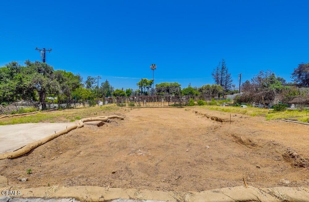 385 East Mariposa Street Altadena, CA 91001 - Photo 12 of 35 385-e-mariposa-st-015_web